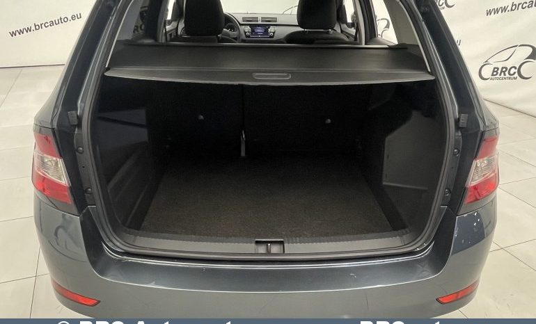 Skoda Fabia 1.0 MPI 2019 full