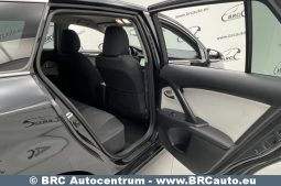 Toyota Avensis 2.0 D-4D Wagon 2015 full