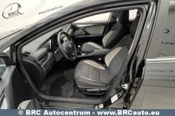 Toyota Avensis 2.0 D-4D Wagon 2015 full