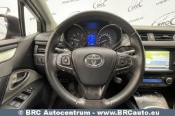 Toyota Avensis 2.0 D-4D Wagon 2015 full