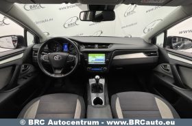 Toyota Avensis 2.0 D-4D Wagon 2015