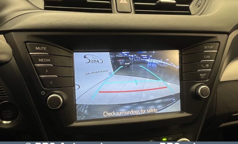 Toyota Avensis 2.0 D-4D Wagon 2015 full