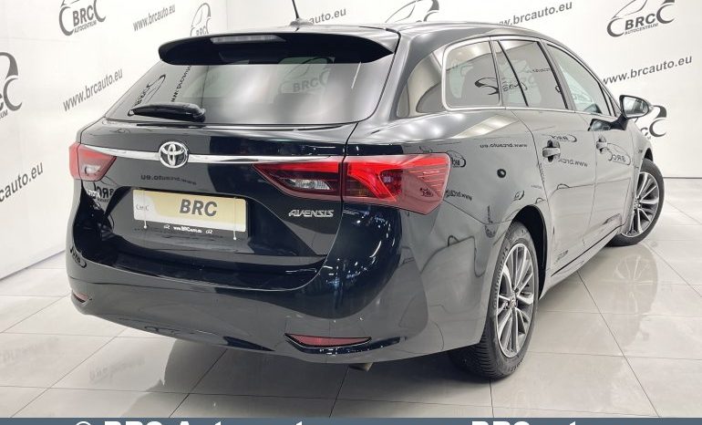 Toyota Avensis 2.0 D-4D Wagon 2015 full