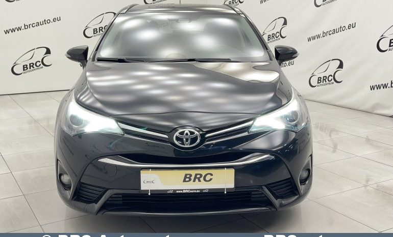 Toyota Avensis 2.0 D-4D Wagon 2015 full