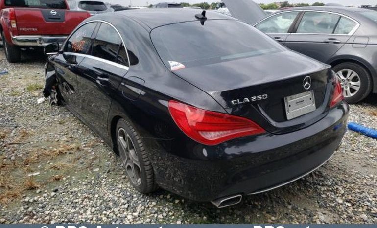 Mercedes-Benz CLA 250 Automatas 2014 full