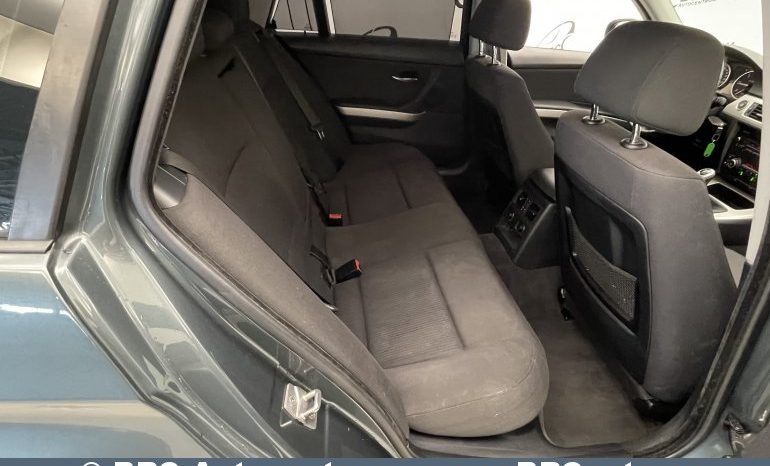 BMW 318 d 2009 full