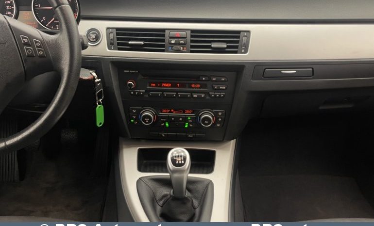 BMW 318 d 2009 full