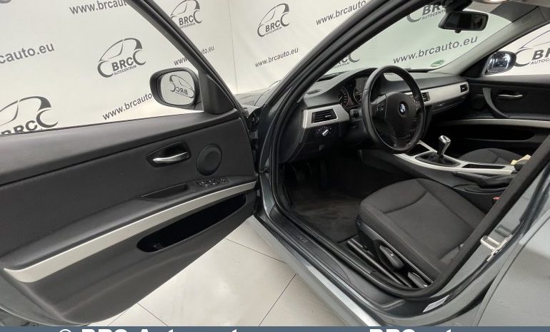 BMW 318 d 2009 full