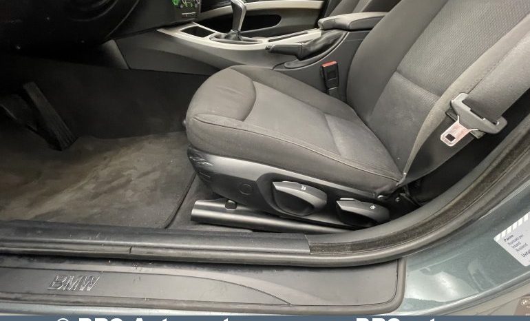 BMW 318 d 2009 full