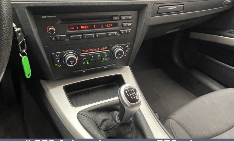 BMW 318 d 2009 full