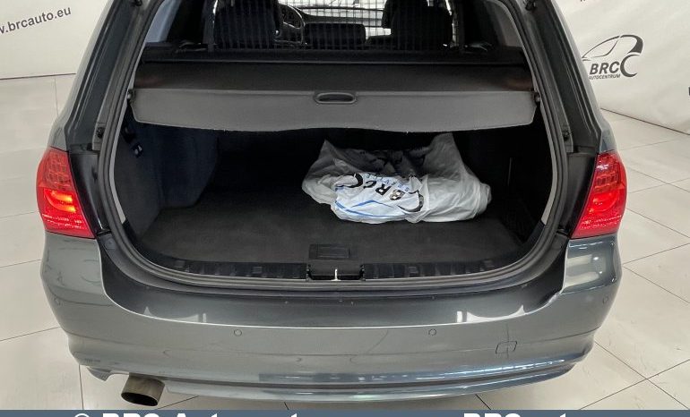 BMW 318 d 2009 full