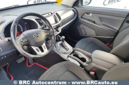Kia Sportage 2.0D 4WD 2012 full