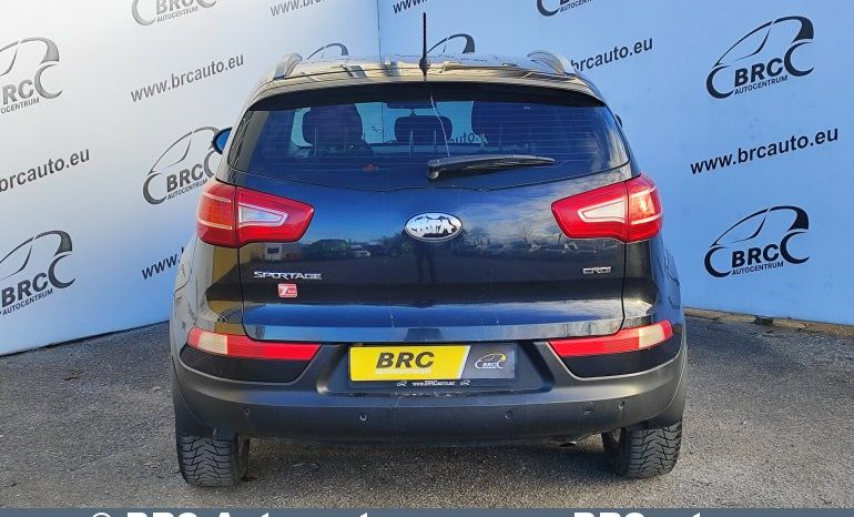 Kia Sportage 2.0D 4WD 2012 full