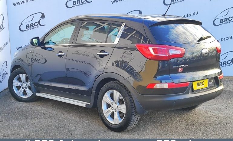 Kia Sportage 2.0D 4WD 2012 full