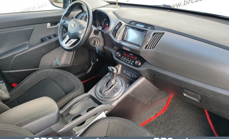 Kia Sportage 2.0D 4WD 2012 full