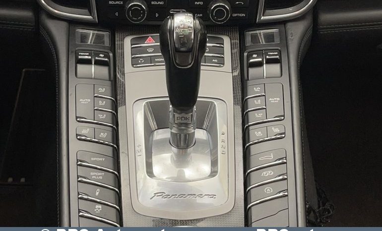Porsche Panamera 4S Automatas 2010 full