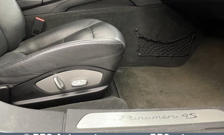 Porsche Panamera 4S Automatas 2010 full