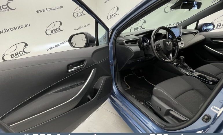 Toyota Corolla 1.8 Hybrid Automatas 2020 full