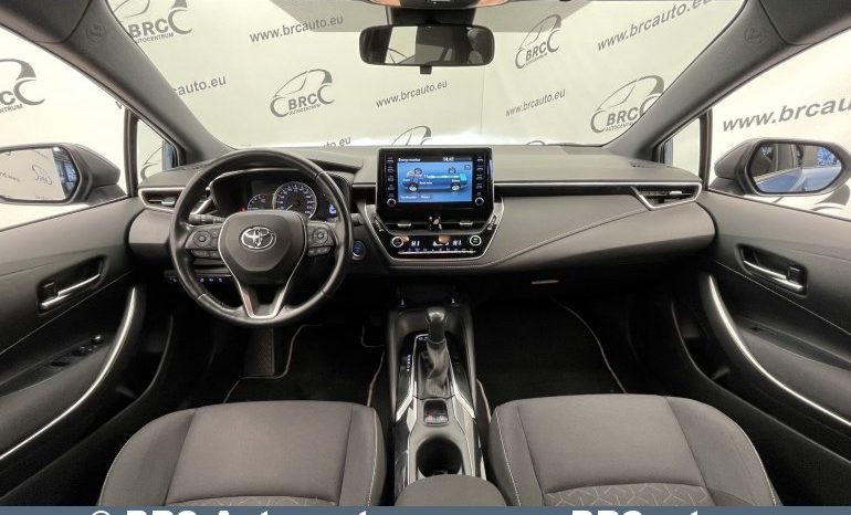 Toyota Corolla 1.8 Hybrid Automatas 2020 full