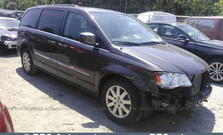 Chrysler Town Country 3.6 V6 Automatas LPG 2015 full