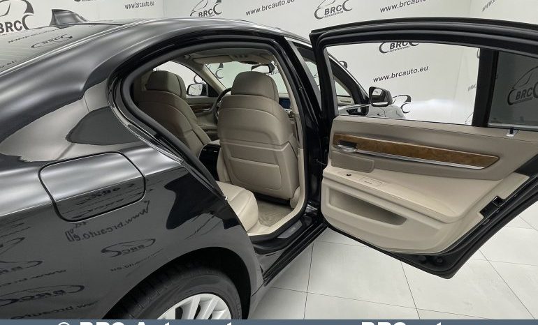 BMW 730 d Automatas 2009 full