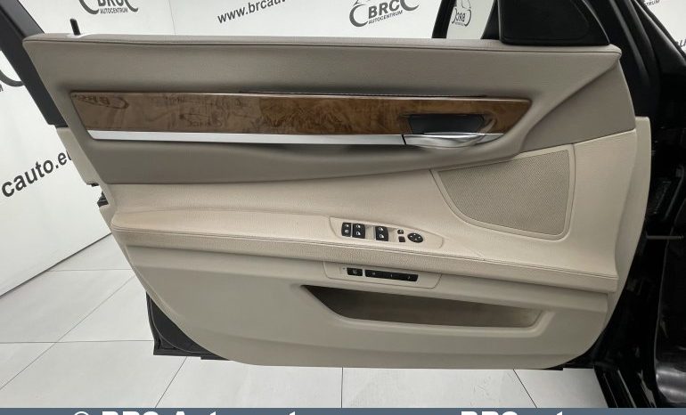 BMW 730 d Automatas 2009 full