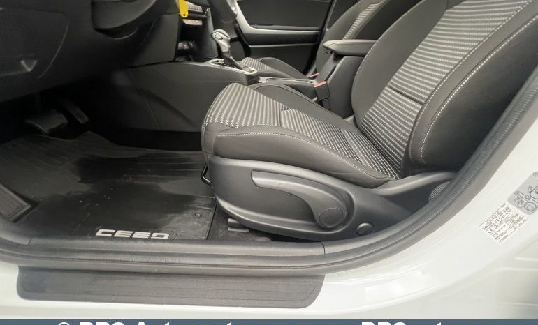 Kia Ceed 1.5 T-GDI Mild Hybrid Automatas 2024 full