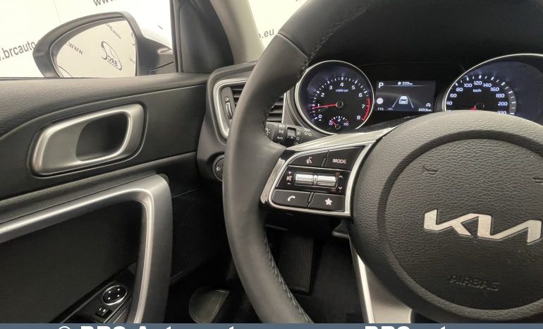 Kia Ceed 1.5 T-GDI Mild Hybrid Automatas 2024 full
