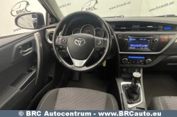 Toyota Auris 1.3 VVT-i 2013 full