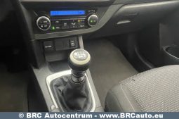 Toyota Auris 1.3 VVT-i 2013 full