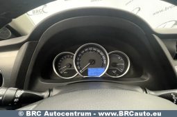 Toyota Auris 1.3 VVT-i 2013 full