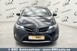 Toyota Auris 1.3 VVT-i 2013 full