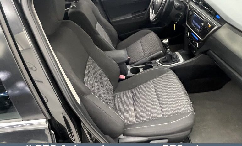 Toyota Auris 1.3 VVT-i 2013 full