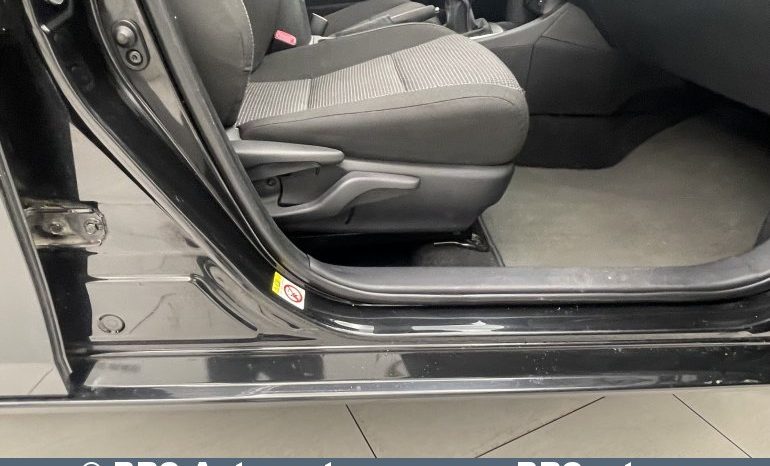 Toyota Auris 1.3 VVT-i 2013 full