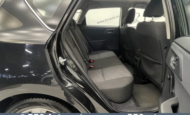 Toyota Auris 1.3 VVT-i 2013 full