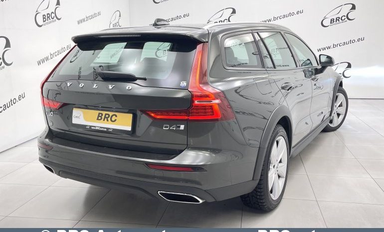 Volvo V60 Cross Country D4 AWD Automatas 2019 full