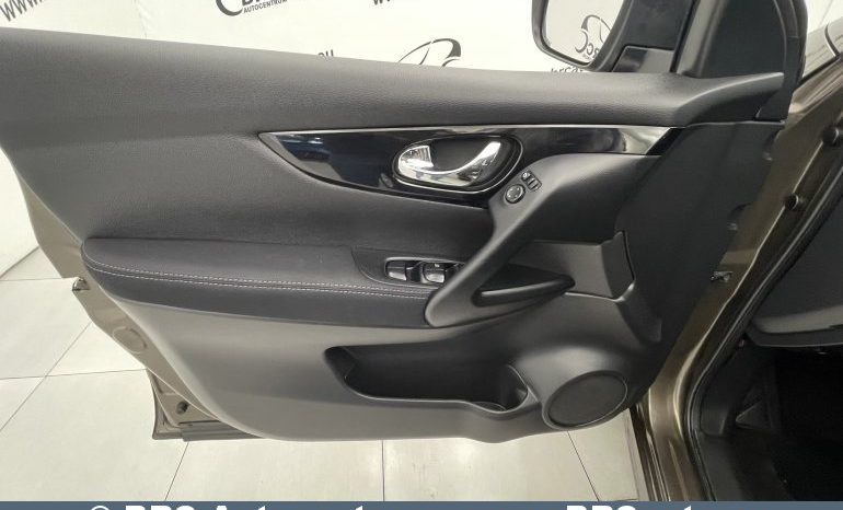 Nissan Qashqai 1.2 Visia Automatas 2015 full