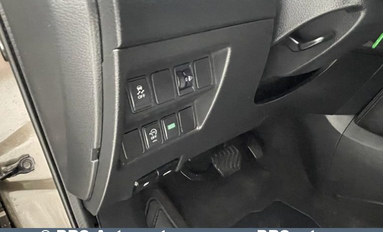 Nissan Qashqai 1.2 Visia Automatas 2015 full