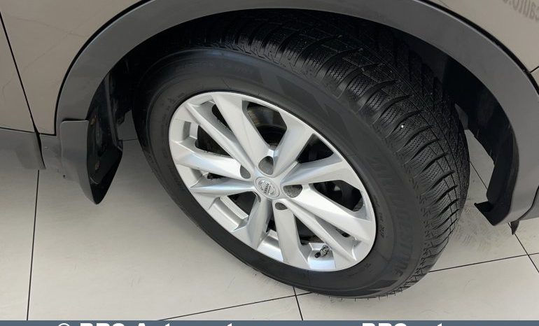 Nissan Qashqai 1.2 Visia Automatas 2015 full
