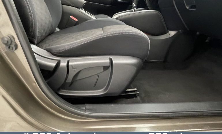 Nissan Qashqai 1.2 Visia Automatas 2015 full