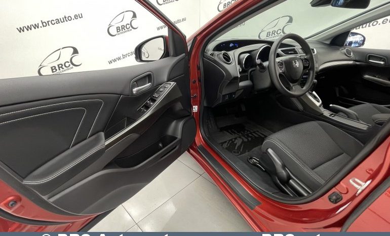 Honda Civic 1.8 i-VTEC Tourer Automatas 2016 full