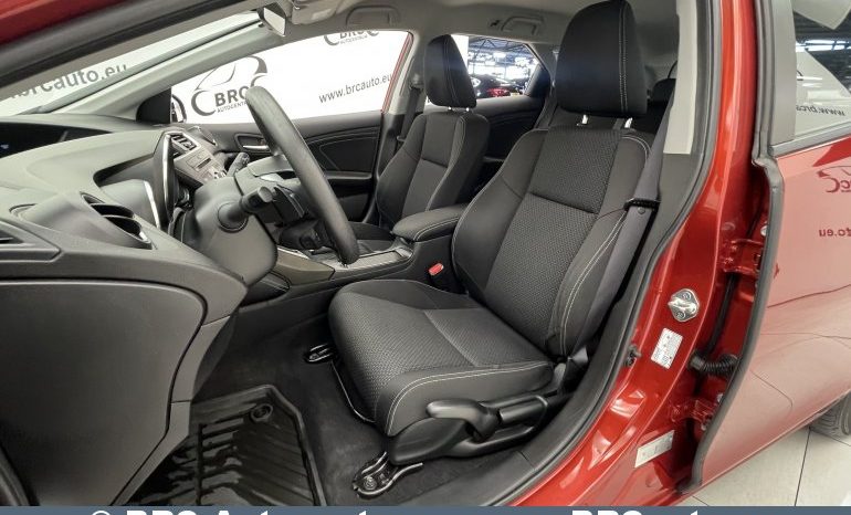 Honda Civic 1.8 i-VTEC Tourer Automatas 2016 full