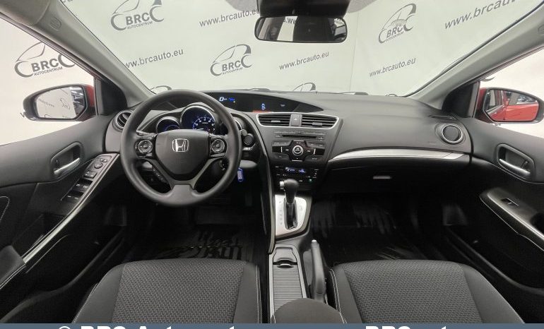 Honda Civic 1.8 i-VTEC Tourer Automatas 2016 full