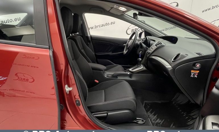 Honda Civic 1.8 i-VTEC Tourer Automatas 2016 full