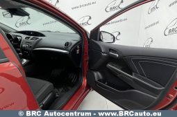 Honda Civic 1.8 i-VTEC Tourer Automatas 2016 full