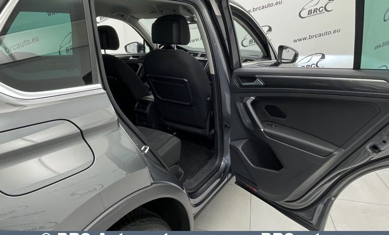 Volkswagen Tiguan 2.0 TDI DSG 4Motion R-Line Automatas 2018 full