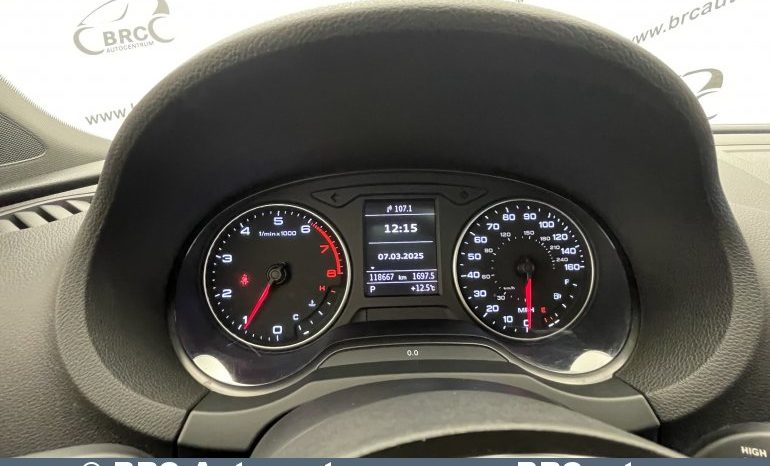 Audi A3 Premium Automatas 2015 full