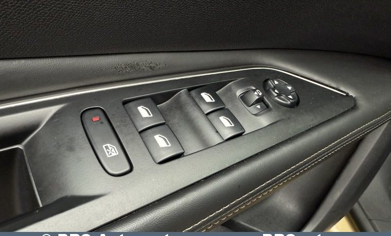 Peugeot 3008 1.6 HDI Automatas 2016 full