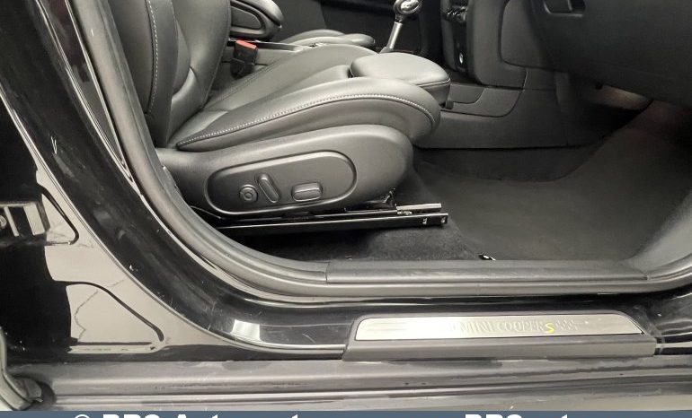 Mini Countryman S 2.0 Yin Yan Edition Automatas 2019 full
