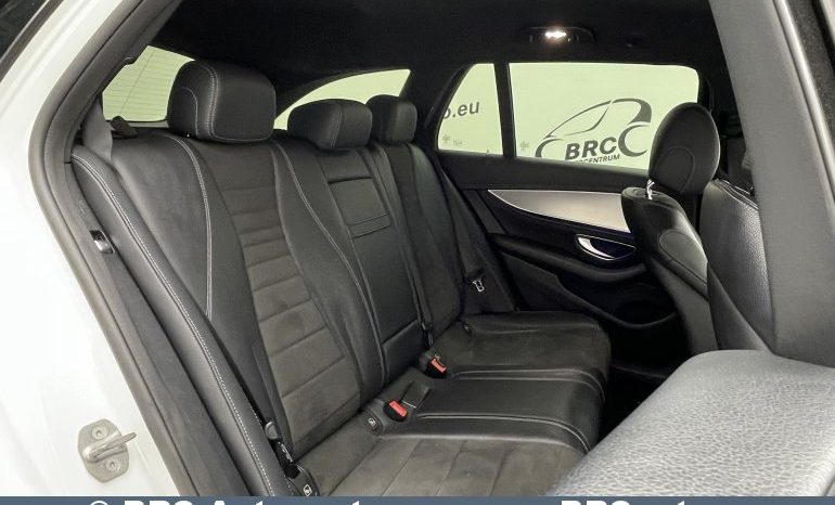 Mercedes-Benz E 220 d T AMG Line Automatas 2017 full